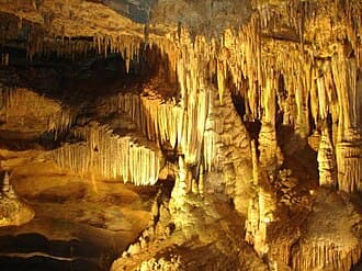 Luray Caverns, Virginia — destination view