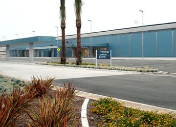 Airport facilities at San Bernardino International Airport (SBD)
