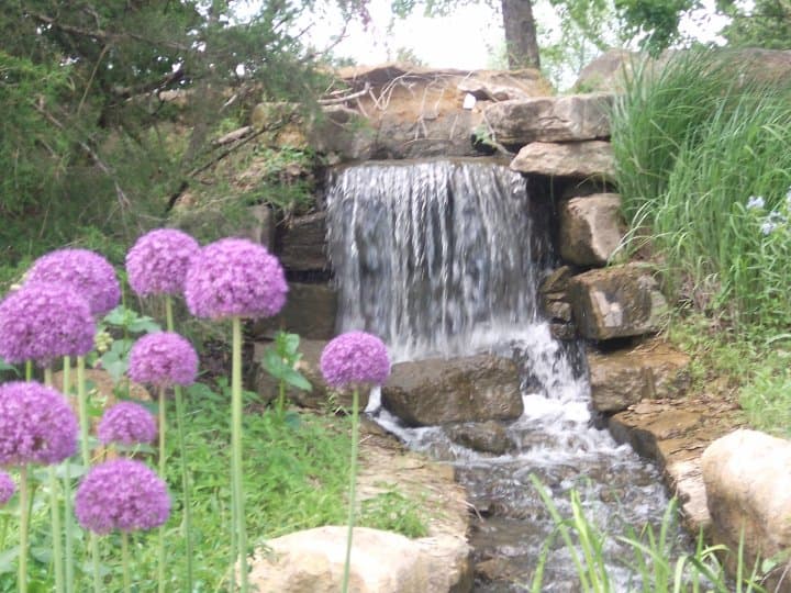 Overland Park Arboretum, Kansas — destination view