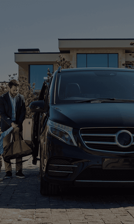 Genius Limo luxury black car and limousine service