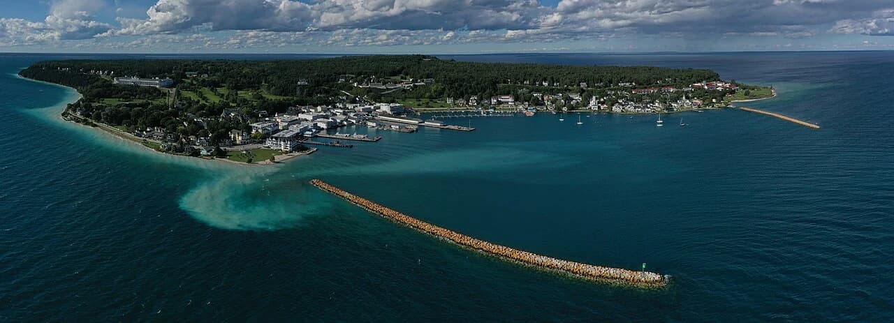 Mackinac Island Ferry Connections, Michigan — destination view