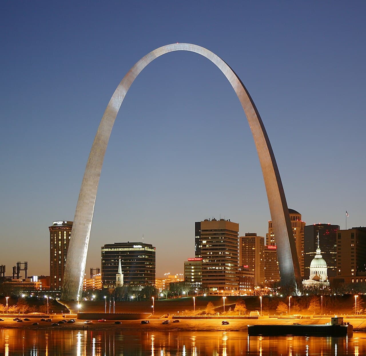 Gateway Arch, Missouri — destination view