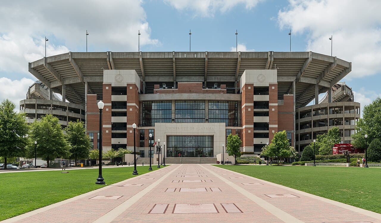 Bryant–Denny Stadium, Alabama — destination view