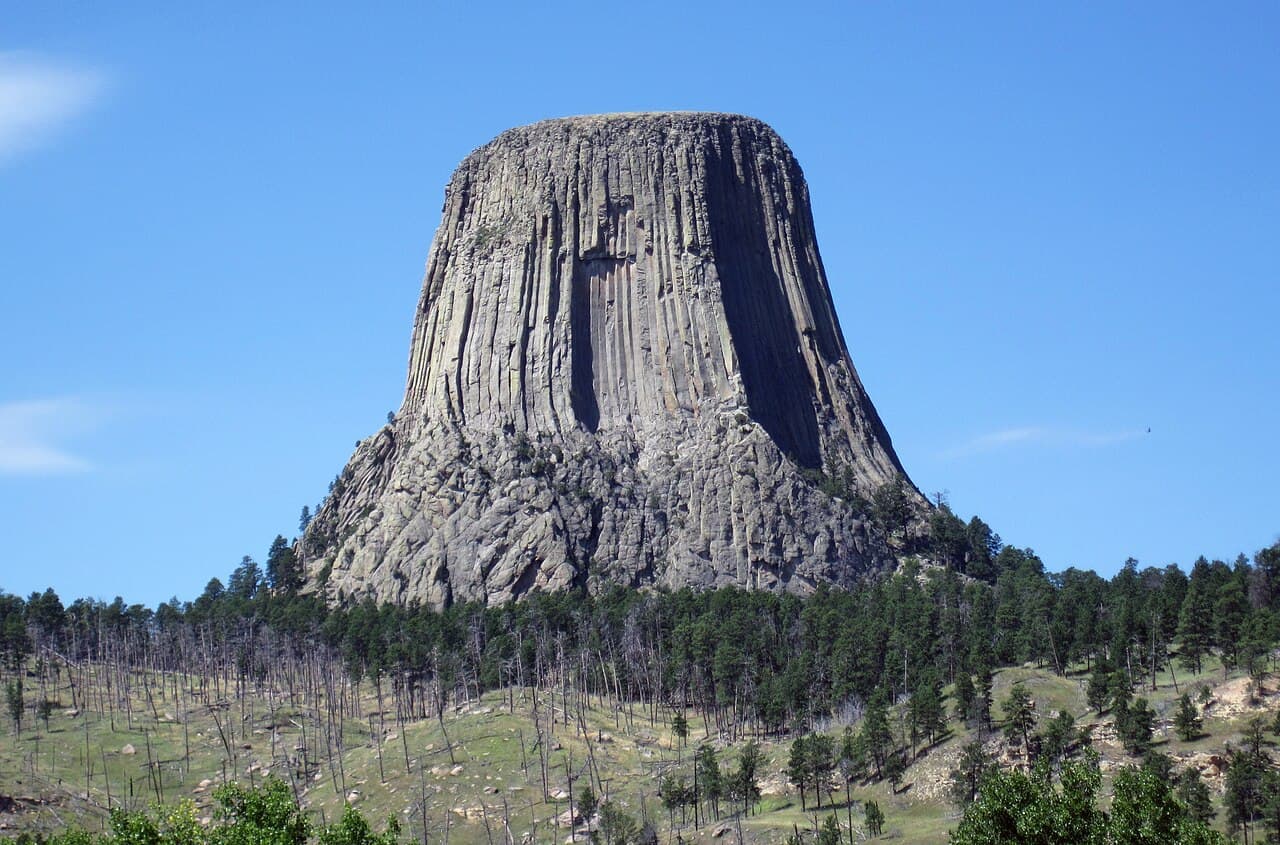 Devils Tower Gateway, Wyoming — destination view