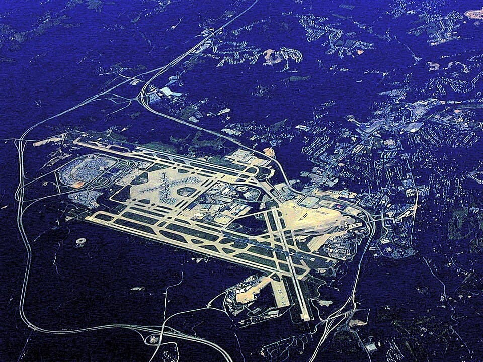 Pittsburgh International Airport — airport photograph