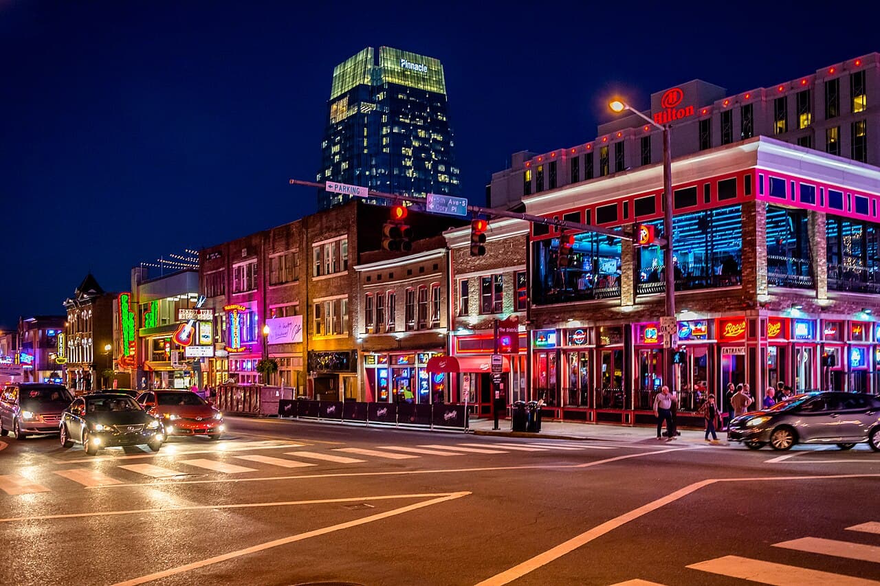 Nashville Music District, Tennessee — destination view