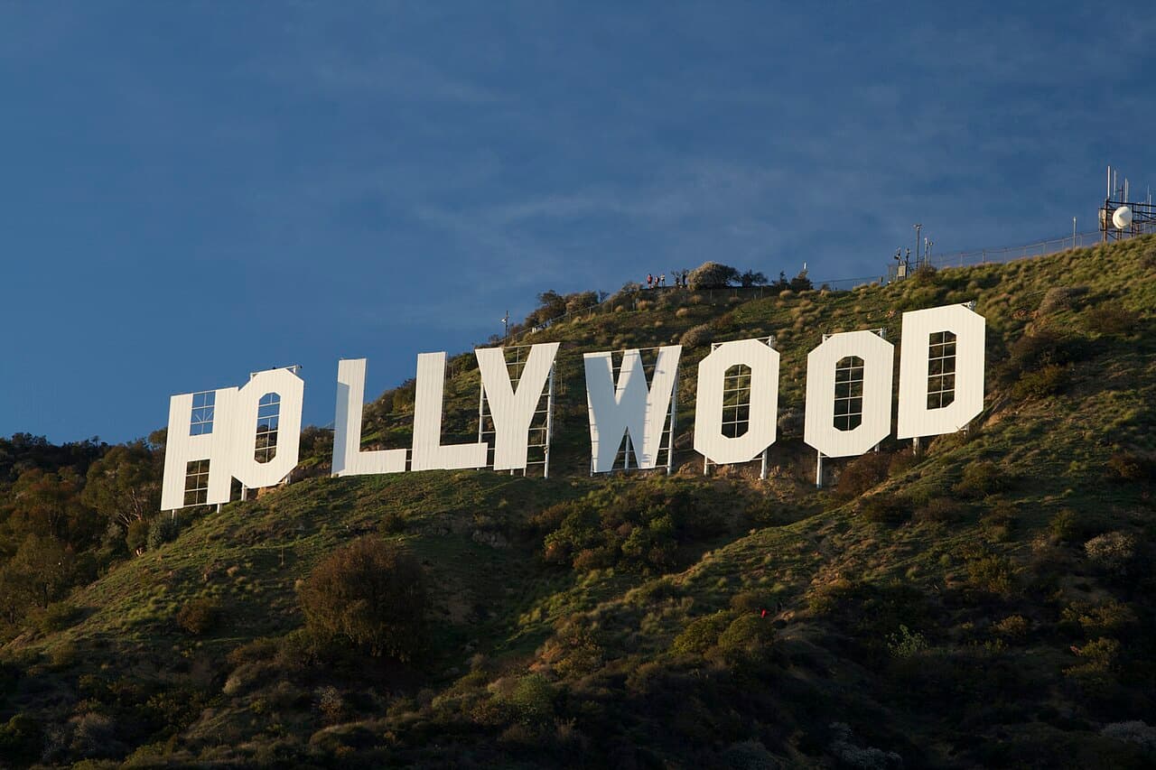 Hollywood Sign, California — destination view
