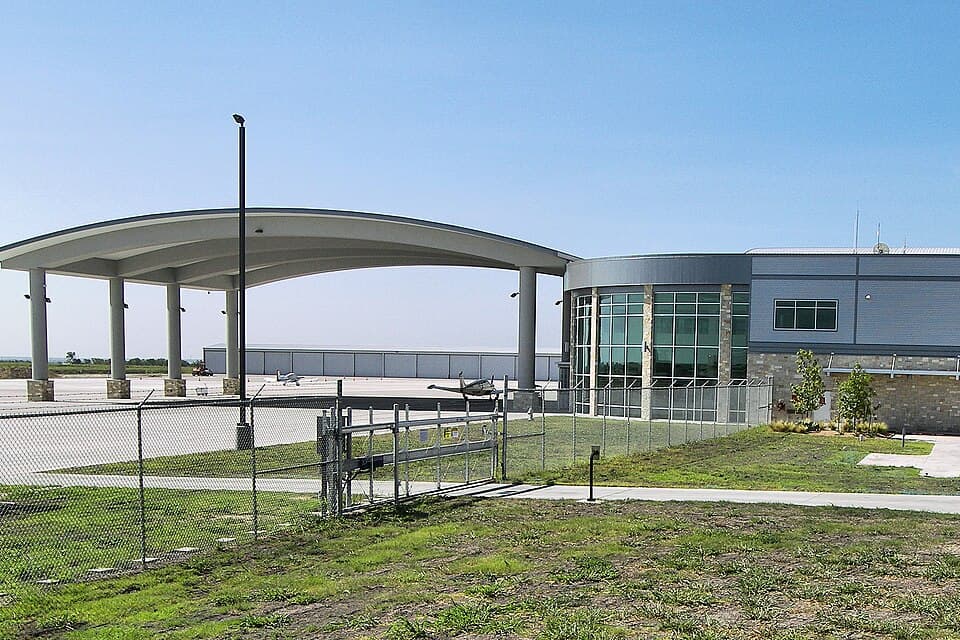 Austin Executive Airport — airport photograph