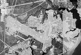 Destin-Fort Walton Beach Airport — airport photograph