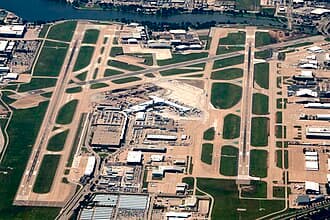 Dallas Love Field — airport photograph
