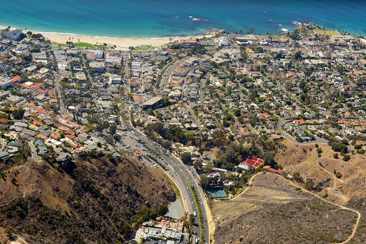 Laguna Beach, California — destination view