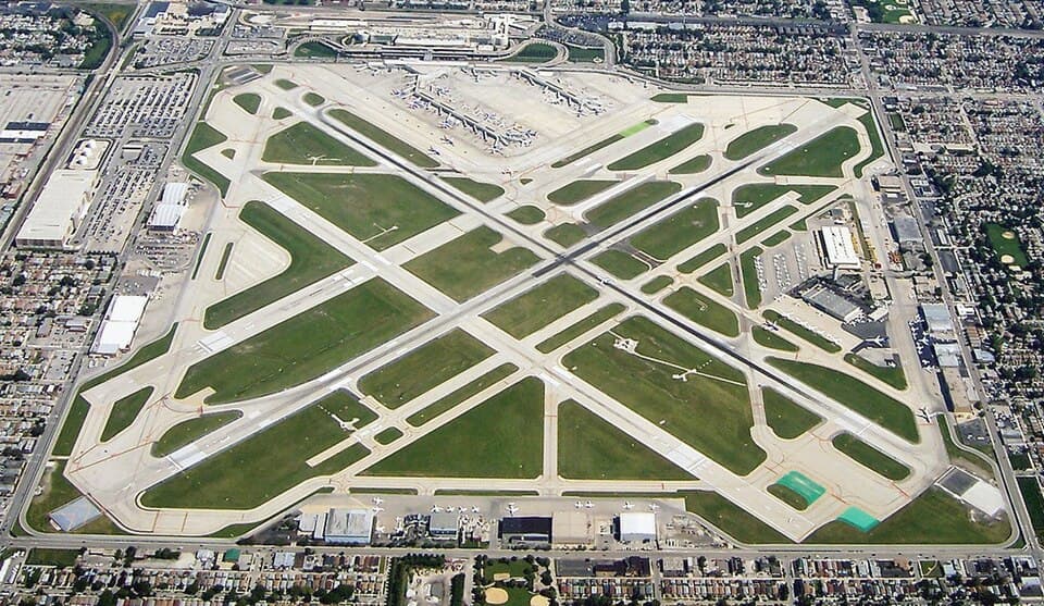 Chicago Midway International Airport — airport photograph
