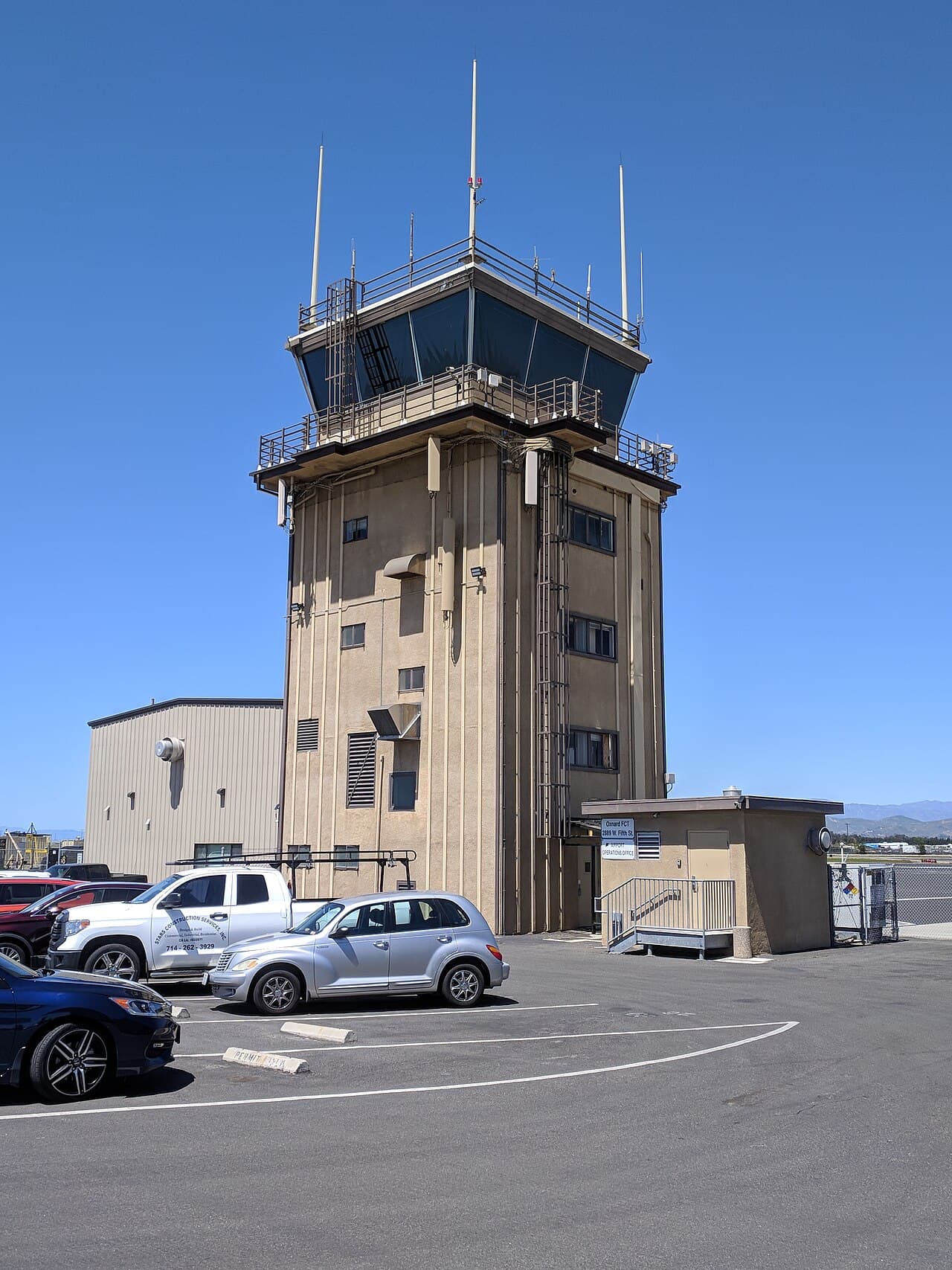 Airport facilities at Oxnard Airport (OXR)