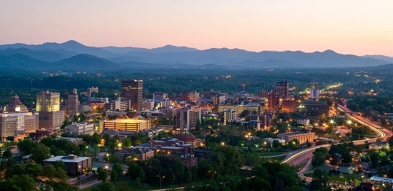 Asheville & Blue Ridge, North Carolina — destination view
