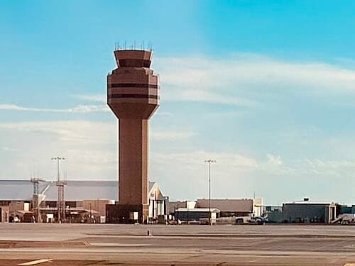 Airport facilities at Mesa Gateway Airport (AZA)