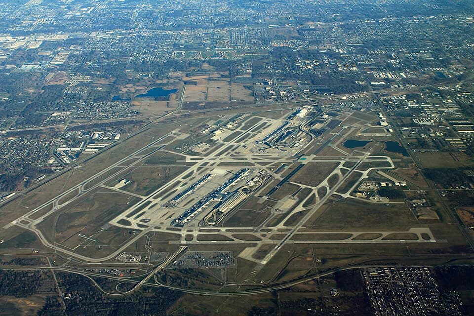 Detroit Metropolitan Wayne County Airport — airport photograph