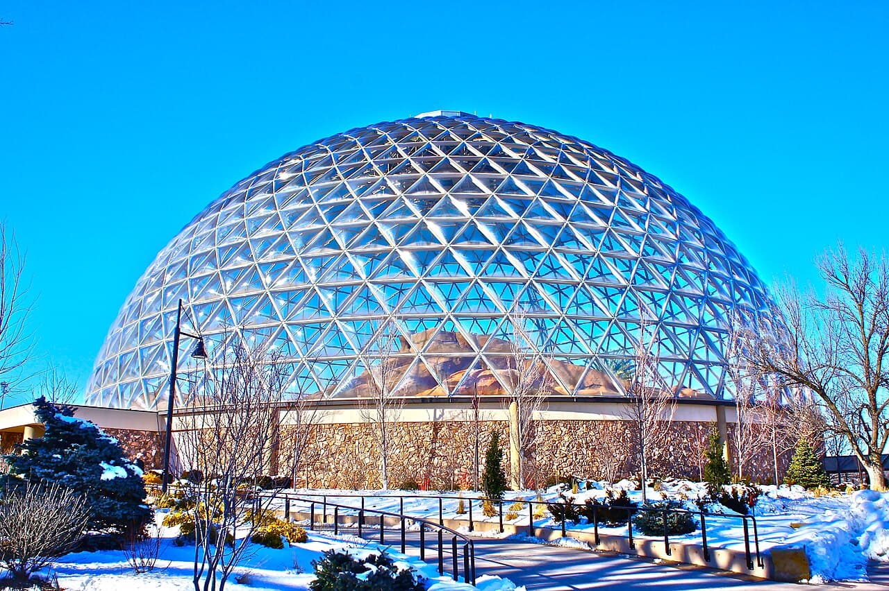Henry Doorly Zoo, Nebraska — destination view