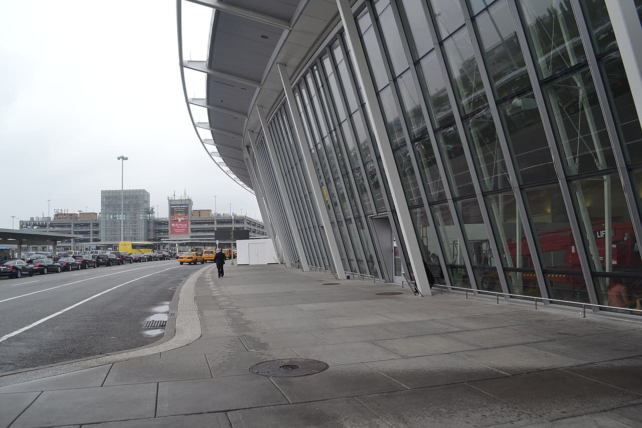 Terminal 4 exterior and curbside roadway at John F. Kennedy International Airport