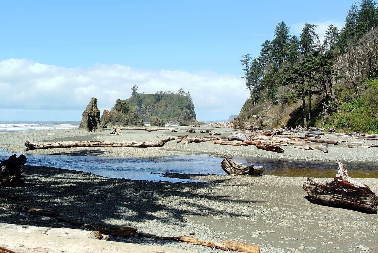 Olympic Peninsula Gateway, Washington — destination view