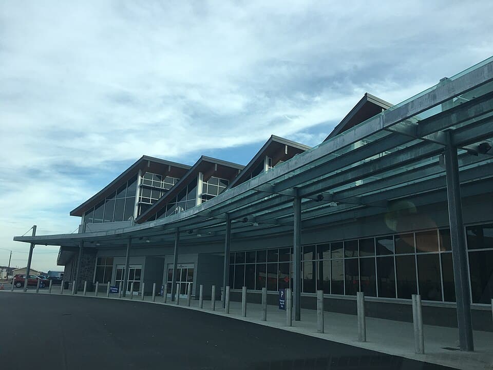 Williamsport Regional Airport — airport photograph