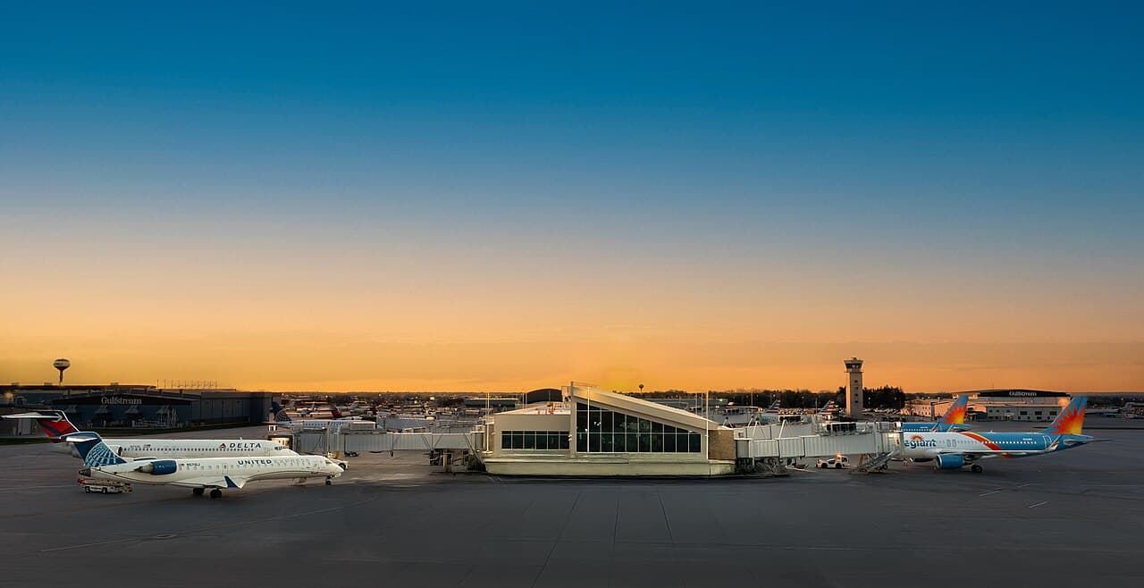 Airport facilities at Appleton International Airport (ATW)