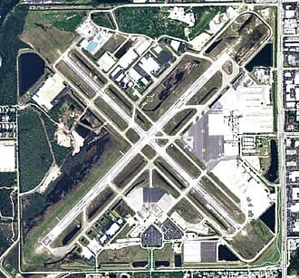 Naples Municipal Airport — airport photograph