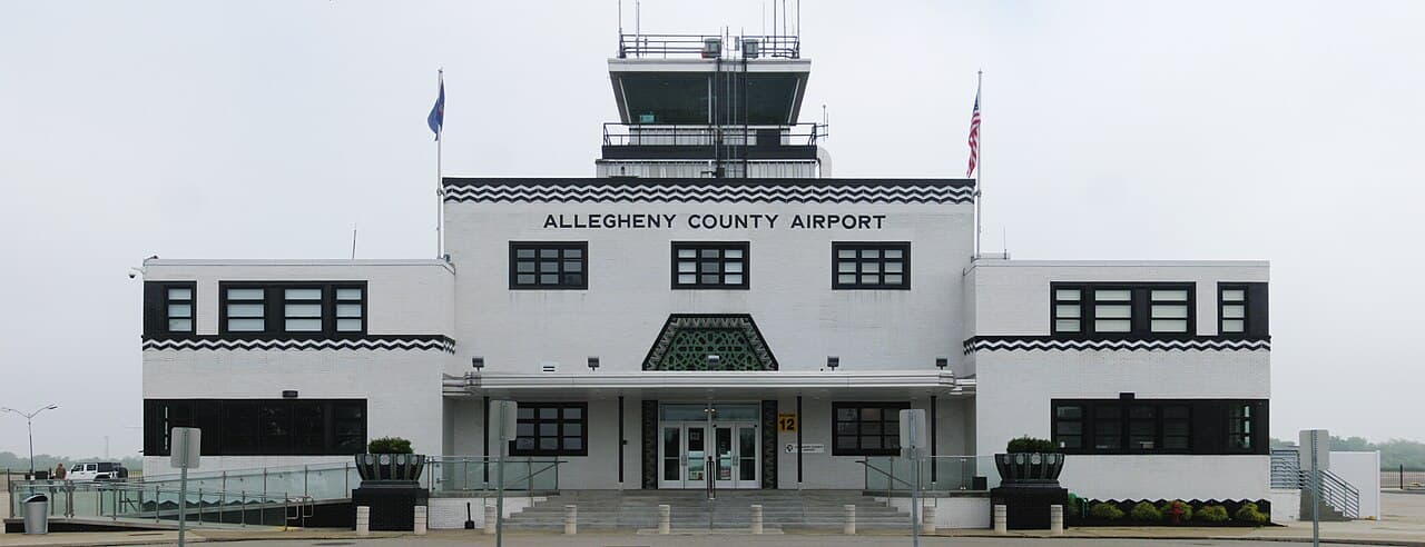 Airport facilities at Allegheny County Airport (AGC)