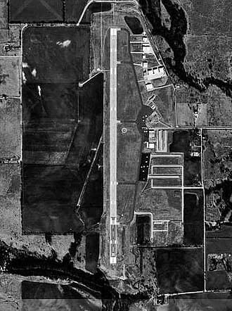 Denton Enterprise Airport — airport photograph