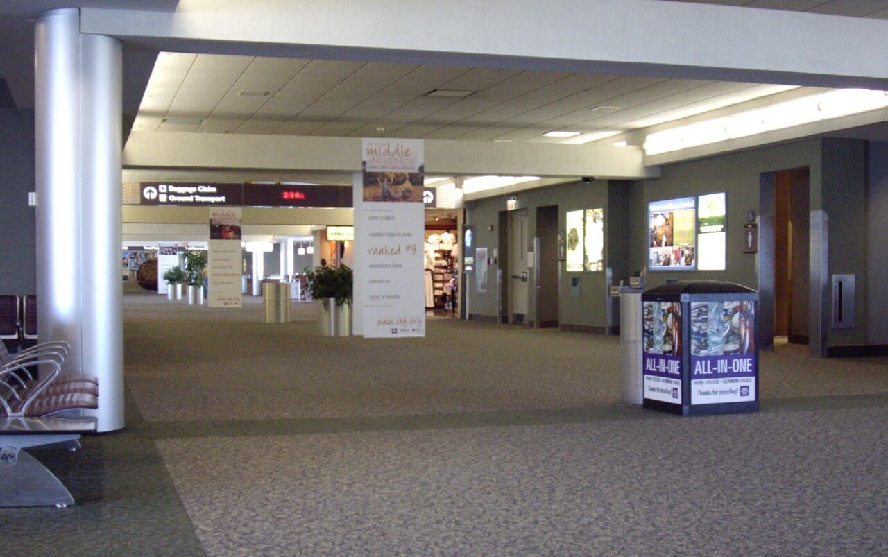 Airport facilities at Albany International Airport (ALB)