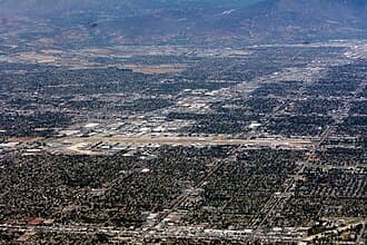 Van Nuys Airport — airport photograph