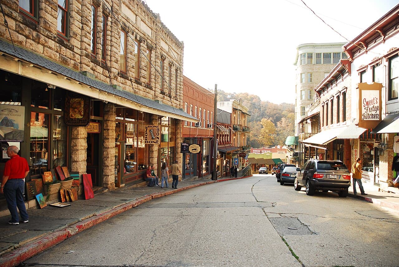 Eureka Springs, Arkansas — destination view