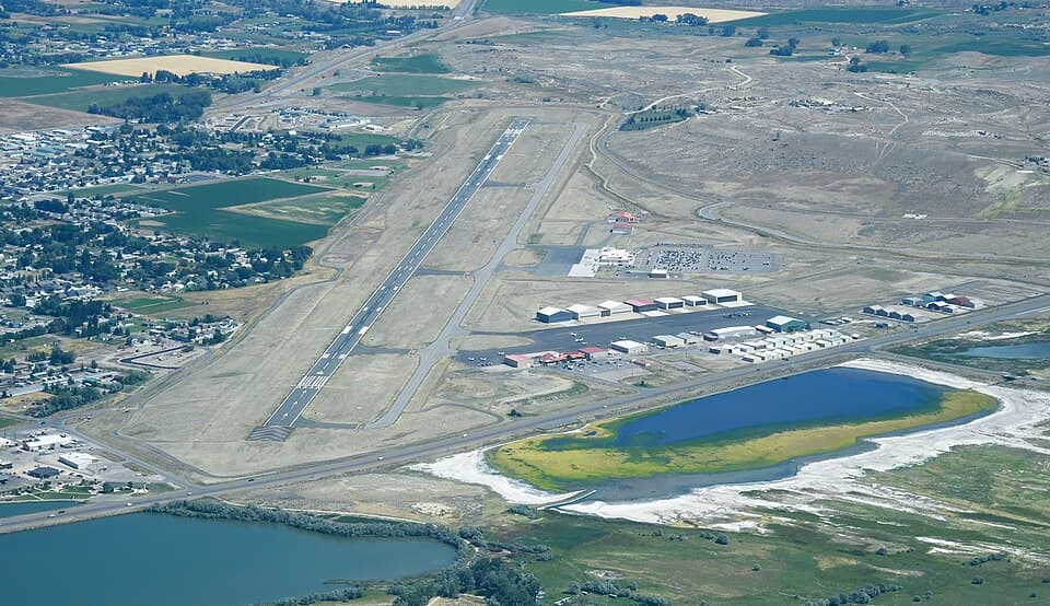 Yellowstone Regional Airport — airport photograph