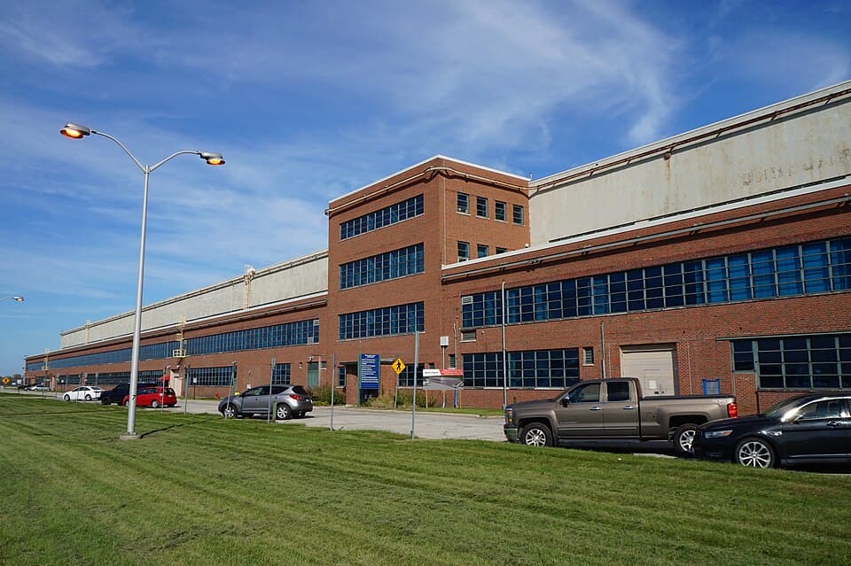 Willow Run Airport — airport photograph