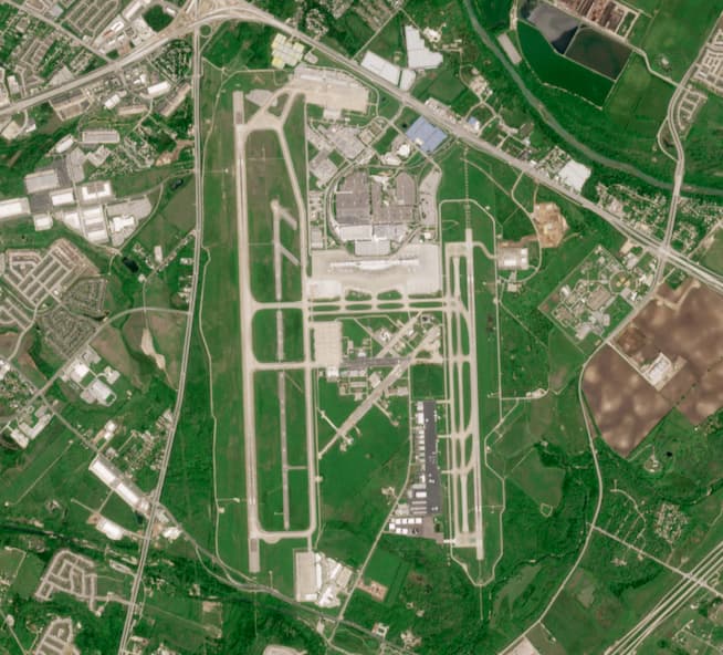 Austin Bergstrom International Airport — airport photograph