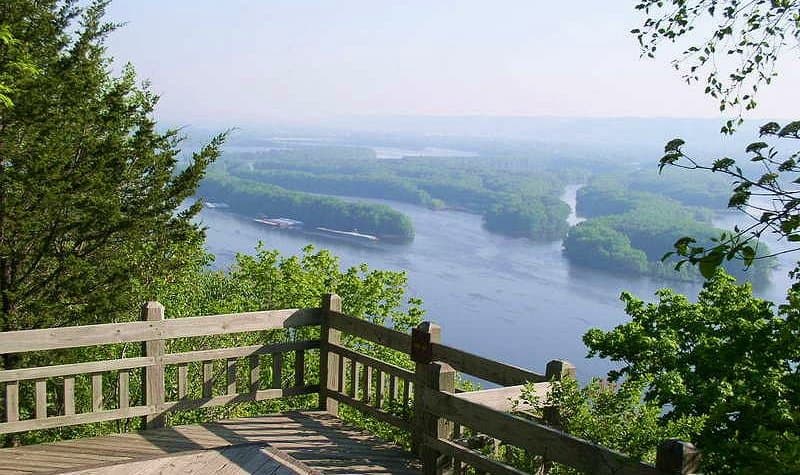 Pikes Peak State Park, Iowa — destination view
