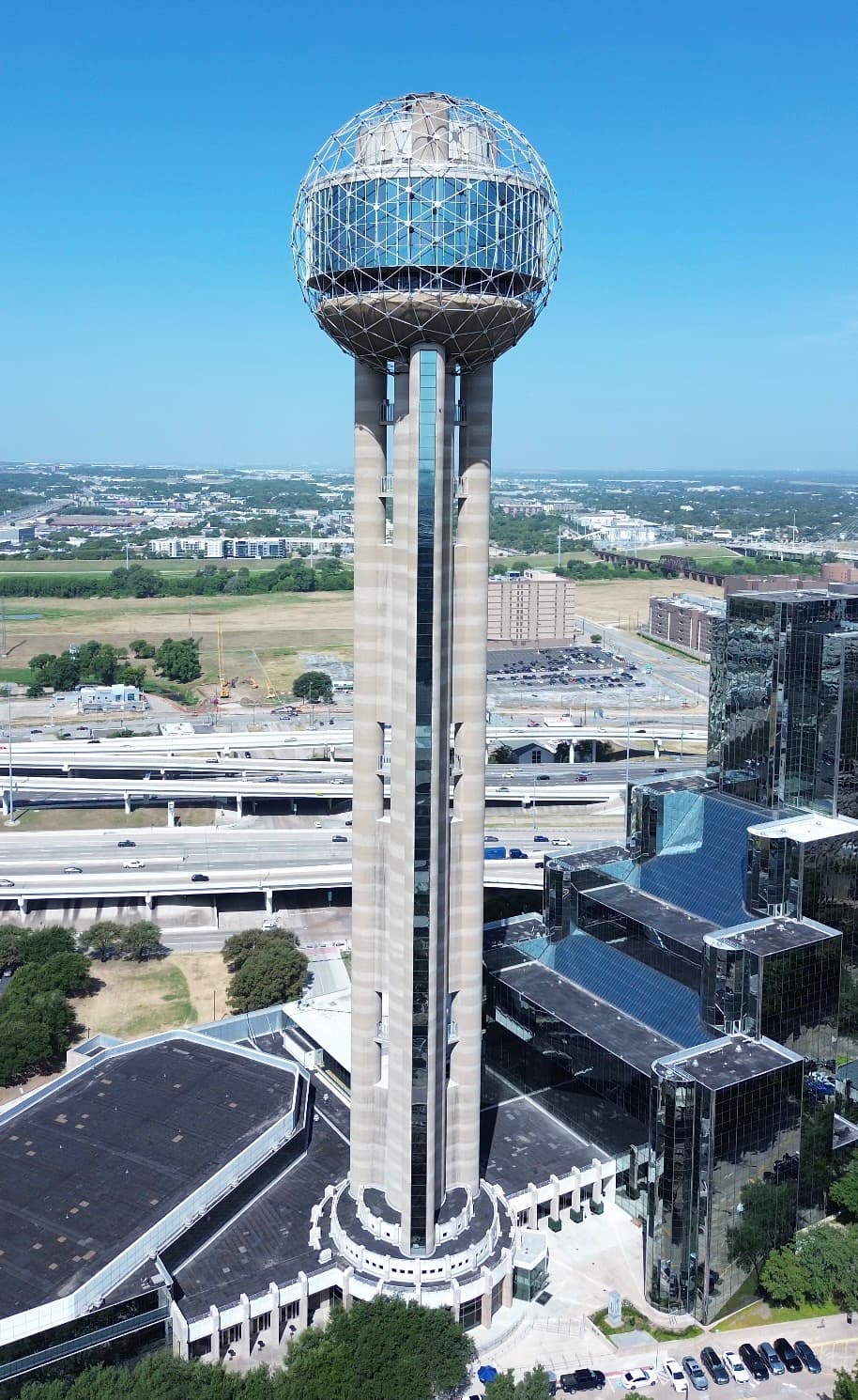 Reunion Tower & Downtown Dallas, Texas — destination view