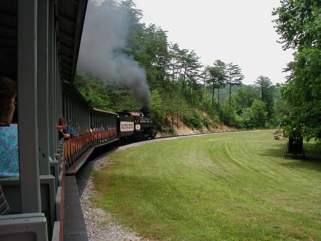 Dollywood & Pigeon Forge, Tennessee — destination view