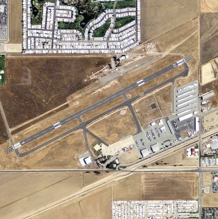 Hemet Ryan Airport — airport photograph