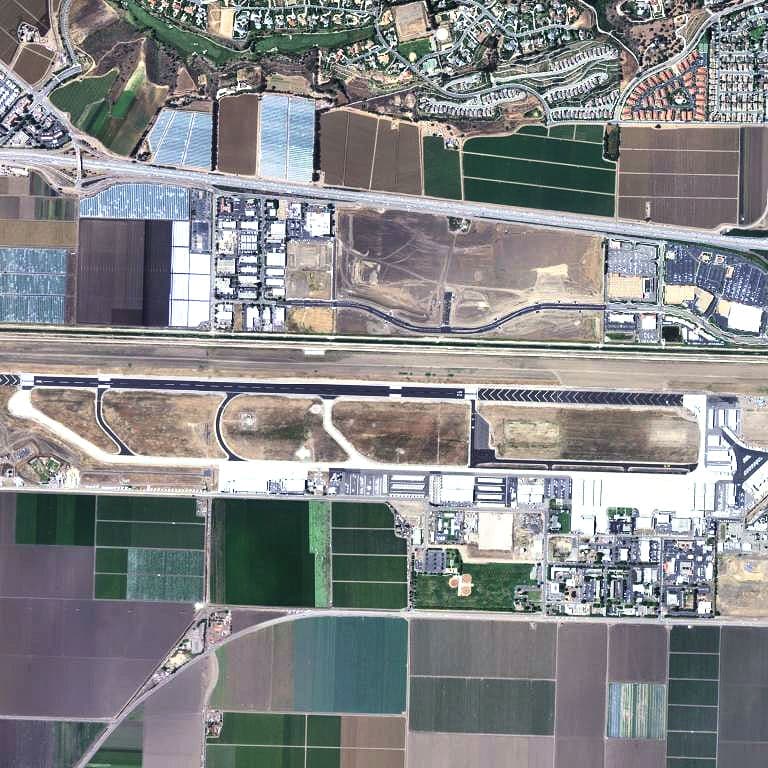 Camarillo Airport — airport photograph