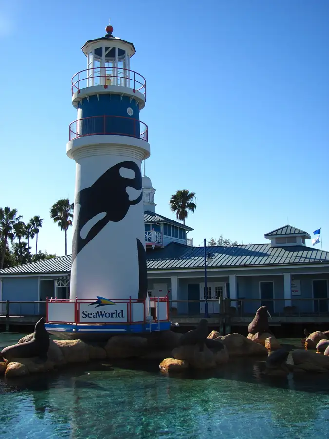 SeaWorld Orlando entrance lighthouse