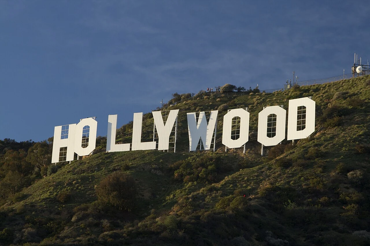 Hollywood Sign, California — destination view