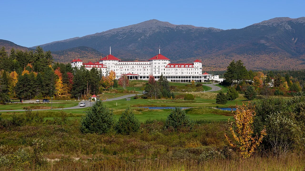 Mount Washington Hotel and autumn mountains in Bretton Woods, New Hampshire